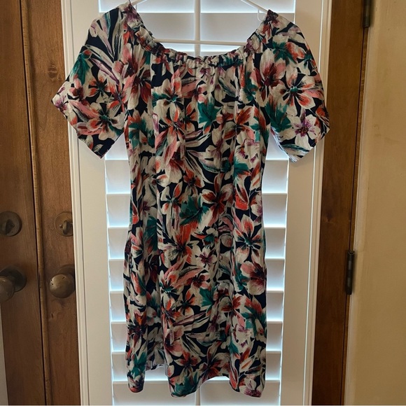 Ella Moss Tahiti Garden Off-The-Shoulder Dress, Small - Picture 9 of 10